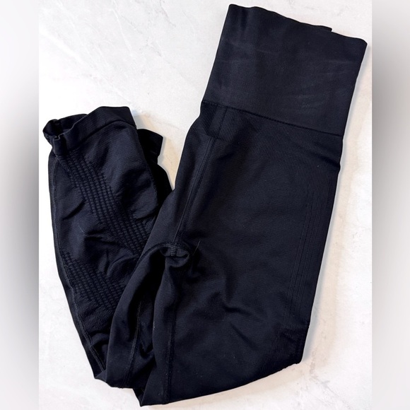 ATHLETA Cropped Ruched Leggings - Picture 1 of 5
